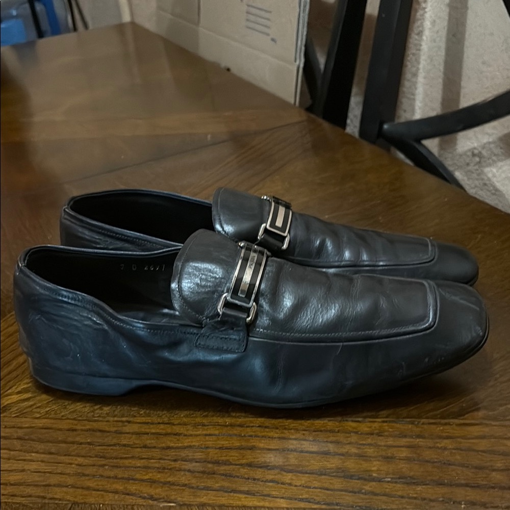 Prada Black Leather Loafers - Picture 4 of 13